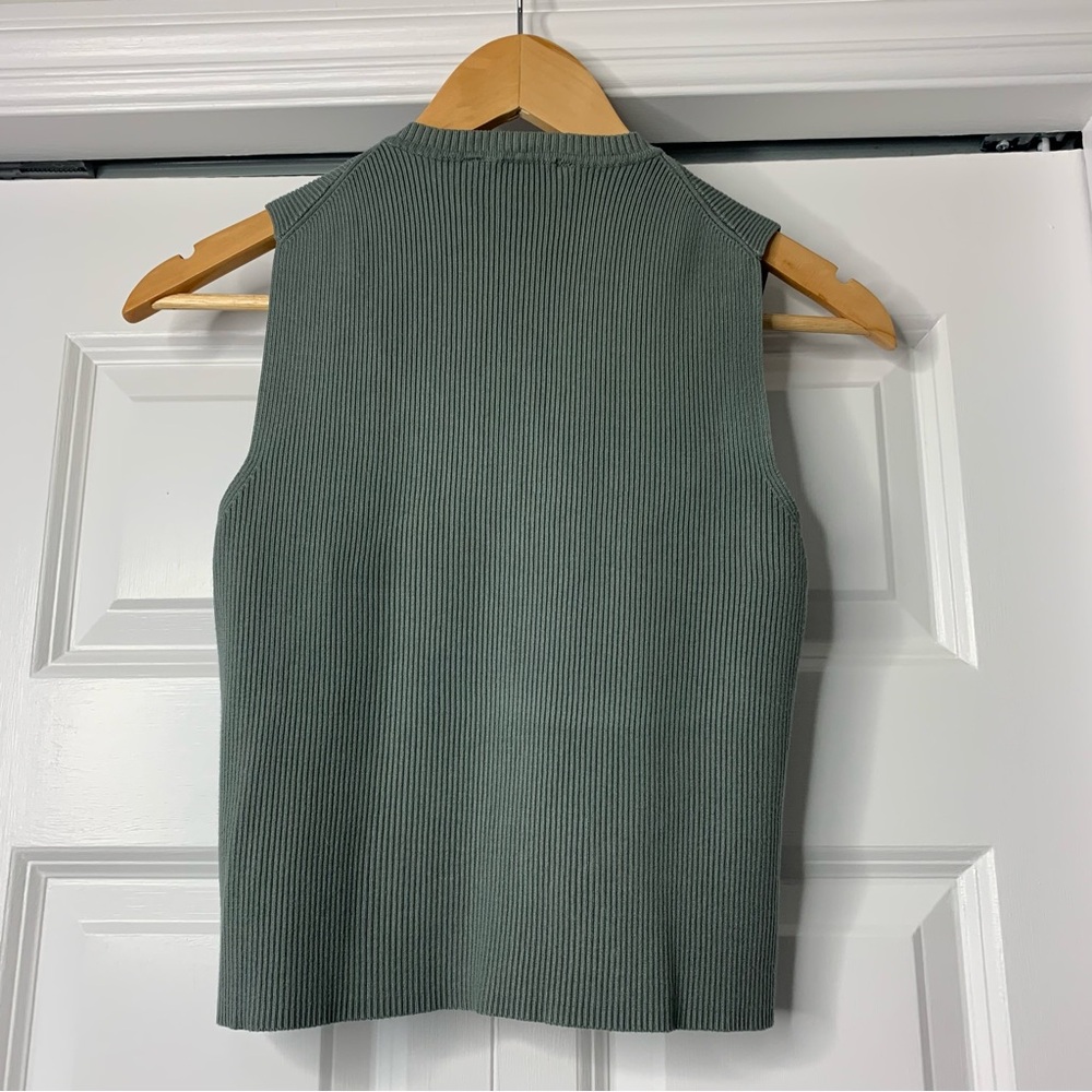 Zara Sleeveless Ribbed Knit Top Green Grey  Crew Neck Women’s Size US L - Picture 4 of 7